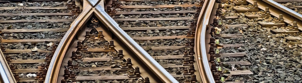 rails-3309912-pixabay-652234-1440x810.jpg